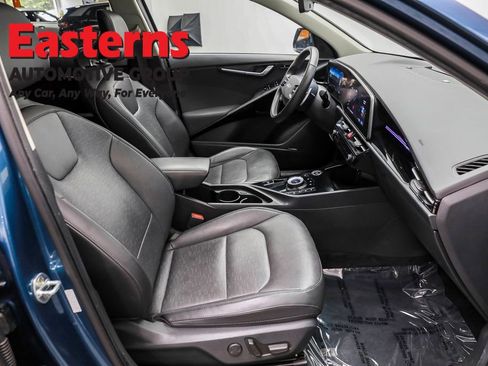 Used 2023 Kia Niro Wave w/ Wave Preserve Package image 24