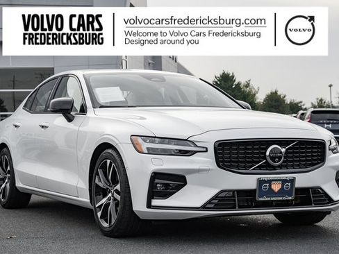 Used 2024 Volvo S60 B5 Plus image 1