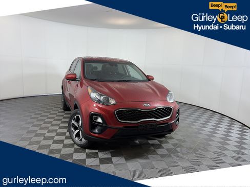 Used 2020 Kia Sportage LX image 1
