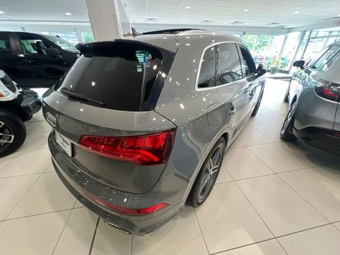 Used 2020 Audi SQ5 Premium Plus w/ Premium Plus Package AWD/4WD image 5
