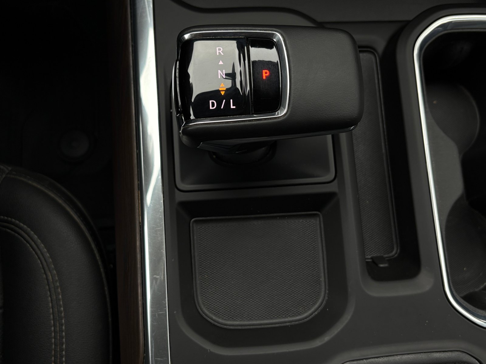 Used 2024 GMC Sierra 1500 SLT AWD/4WD image 20