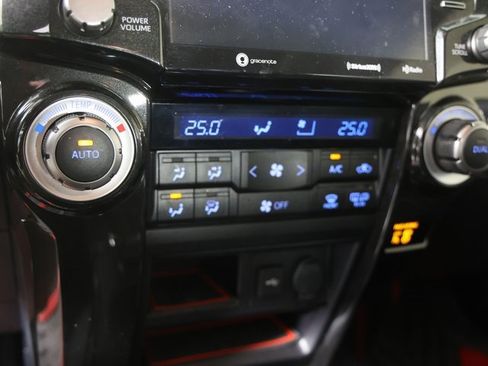 Used 2021 Toyota 4Runner TRD Off-Road Premium image 10