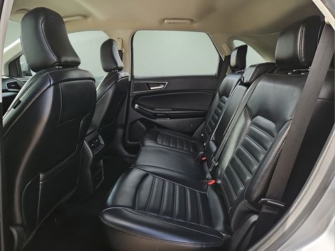Used 2023 Ford Edge SEL AWD/4WD image 13