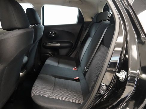 Used 2016 Nissan Juke S image 25