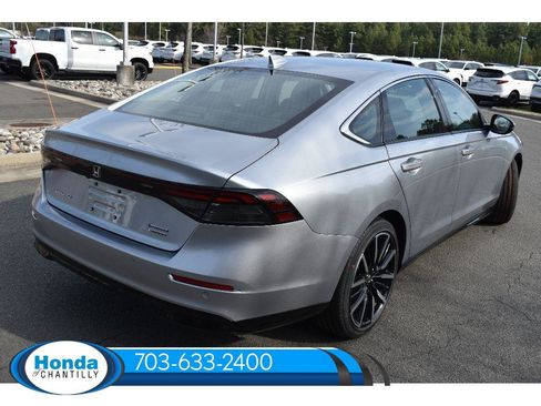 New 2026 Honda Accord Hybrid Touring image 7