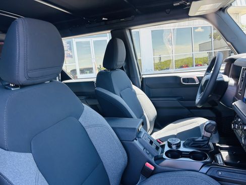 New 2025 Ford Bronco 4-Door image 11