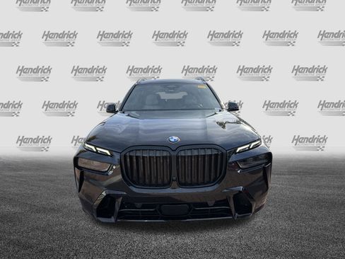 Certified 2023 BMW X7 xDrive40i w/ M Sport Package image 3