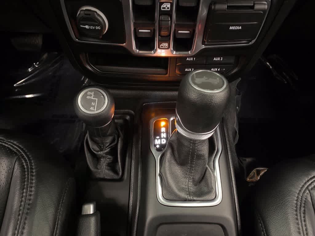 Used 2020 Jeep Wrangler Unlimited Sport AWD/4WD image 25
