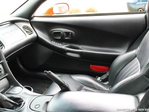 Used 1999 Chevrolet Corvette Coupe image 27