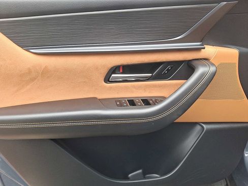 Used 2025 MAZDA CX-70 3.3 Turbo S w/ Premium Plus image 10