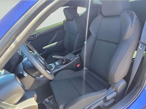 Used 2024 Toyota GR86 image 27