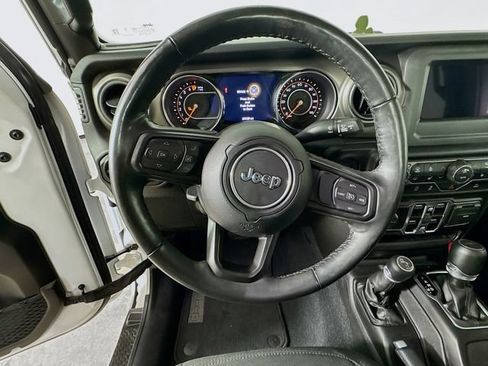 Used 2022 Jeep Gladiator Sport AWD/4WD image 15