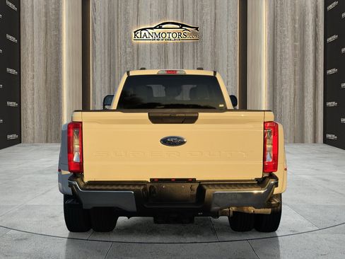 Used 2024 Ford F350 XLT image 12