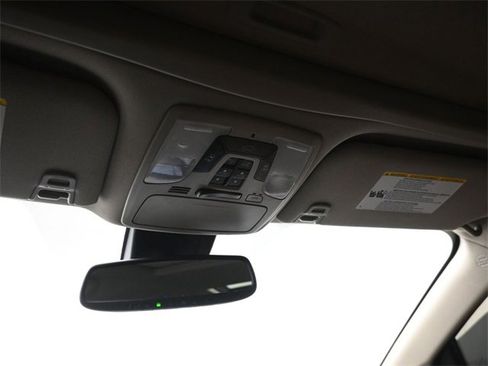 Used 2019 Toyota Sienna L image 29