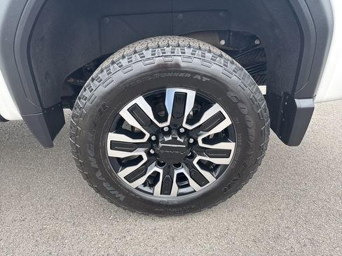 Used 2024 GMC Sierra 3500 Denali Ultimate image 37