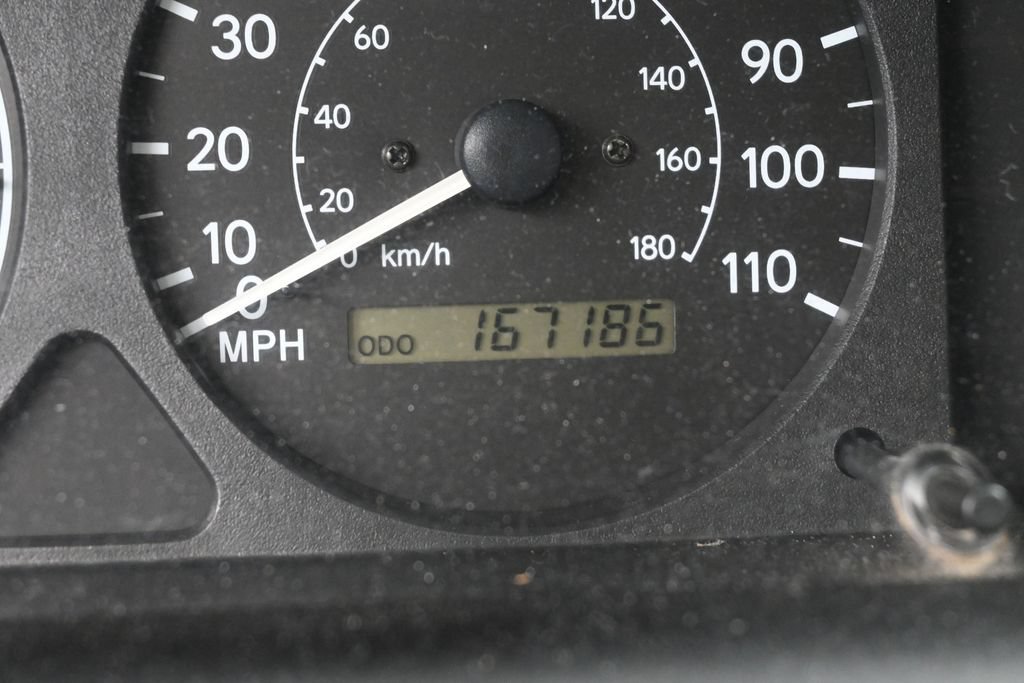 Used 2000 Toyota Corolla CE w/ Value Pkg FWD image 33