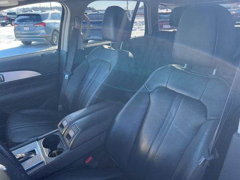 Used 2011 Lincoln MKX AWD w/ 102A Rapid Spec Order Code image 13