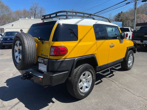 Used 2007 Toyota FJ Cruiser 4WD image 6