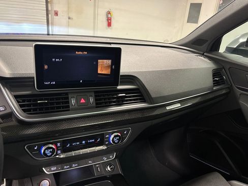 Used 2020 Audi SQ5 Premium Plus w/ Premium Plus Package image 28