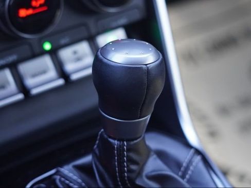 Used 2023 Toyota GR86 Premium w/ ALL Weather Mat Package (TMS) image 25