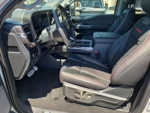 New 2026 Ford F250 Lariat w/ Black Appearance Package AWD/4WD image 28