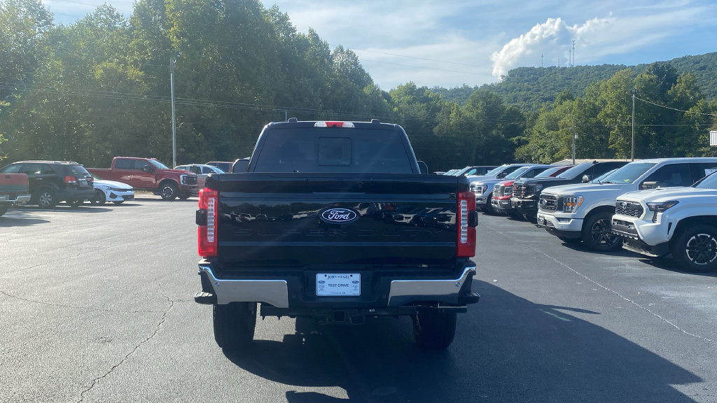 New 2027 Ford F250 Lariat w/ Lariat Premium Package AWD/4WD image 6