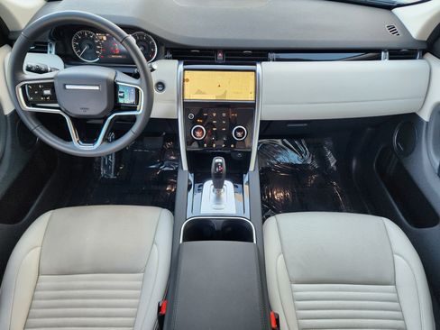 Certified 2023 Land Rover Discovery Sport SE image 27