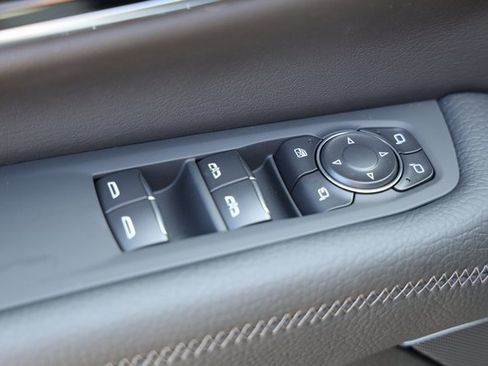 New 2026 GMC Yukon XL Denali w/ Denali Reserve Package image 19