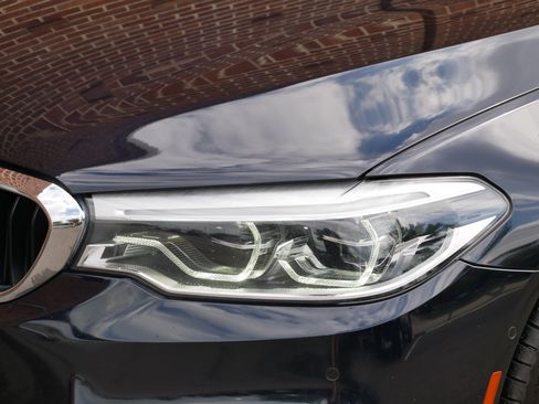 Used 2019 BMW 540i xDrive AWD/4WD image 5