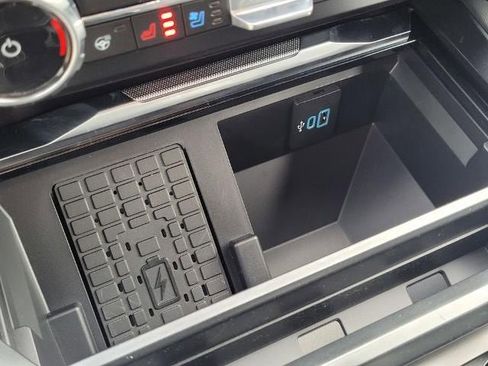 New 2026 Ford F250 Platinum image 25