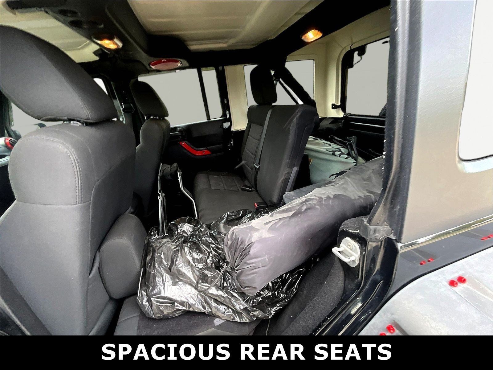 Used 2011 Jeep Wrangler Unlimited Sport AWD/4WD image 3