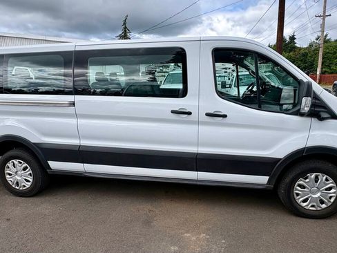 Used 2023 Ford Transit 350 XLT RWD image 4
