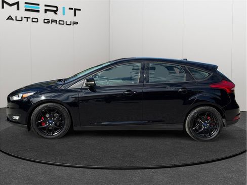 Used 2016 Ford Focus SE w/ Equipment Group 201A image 5