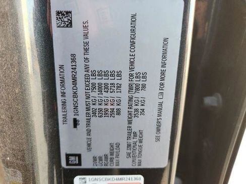 Used 2021 Chevrolet Suburban LS image 36