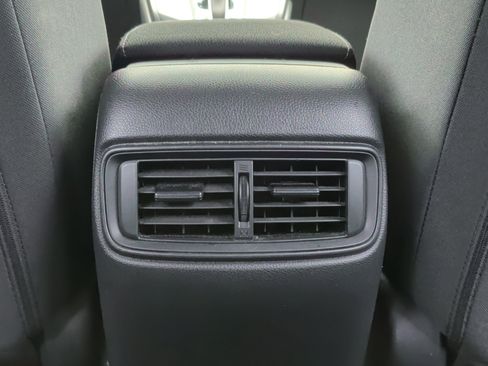 Used 2019 Honda CR-V LX image 27