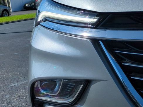 Used 2024 Buick Enclave Premium image 10