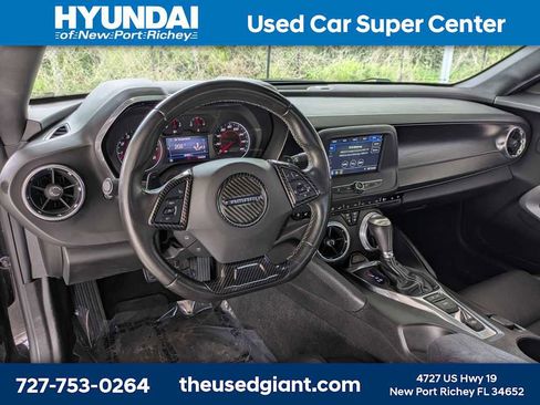 Used 2019 Chevrolet Camaro LT w/ RS Package image 18