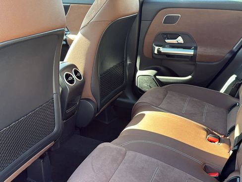 New 2026 Mercedes-Benz GLA 35 AMG 4MATIC image 31