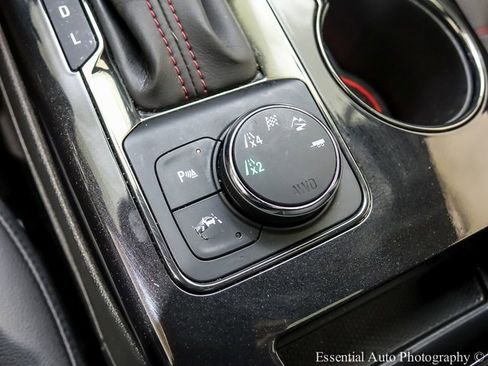 Used 2022 Chevrolet Blazer RS w/ Enhanced Convenience Package image 18