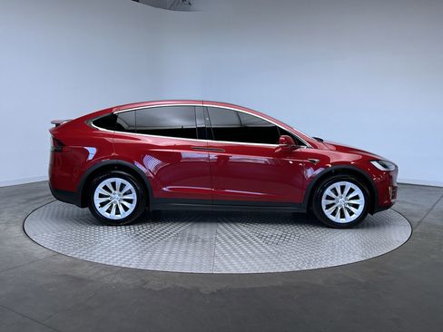 Used 2021 Tesla Model X Long Range AWD/4WD image 10