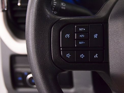 Used 2024 Ford F250 XLT w/ 360-Degree Camera Package image 22