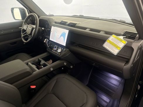 New 2026 Land Rover Defender 110 X-Dynamic SE AWD/4WD image 28