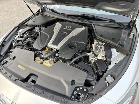 Used 2018 INFINITI Q60 3.0t Sport image 10