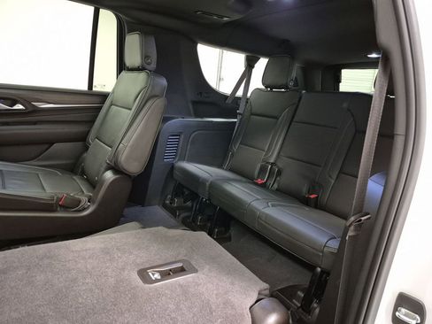 Certified 2022 GMC Yukon XL Denali w/ Denali Premium Package image 26