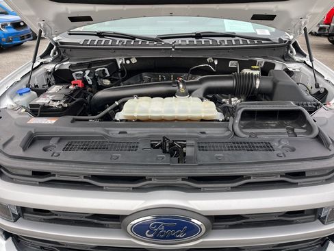 Used 2022 Ford Expedition XLT image 26