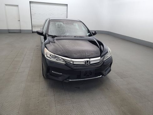 Used 2016 Honda Accord Sport image 14