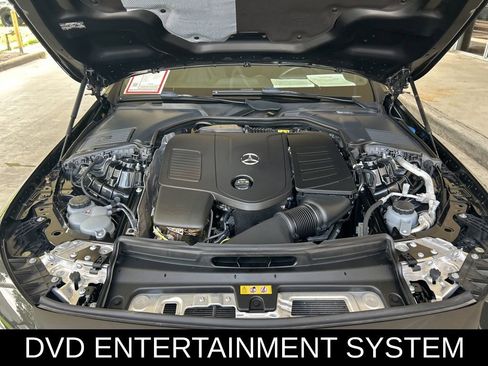 Used 2025 Mercedes-Benz CLE 300 4MATIC Coupe w/ AMG Line image 10