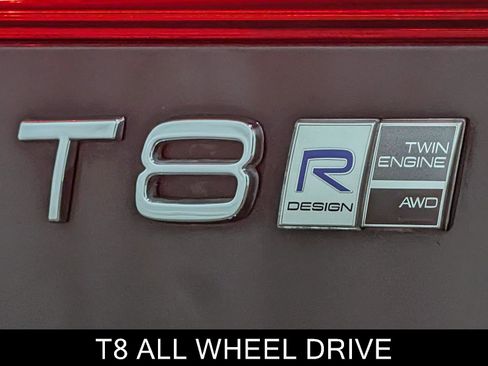 Used 2020 Volvo XC60 T8 R-Design AWD/4WD image 11