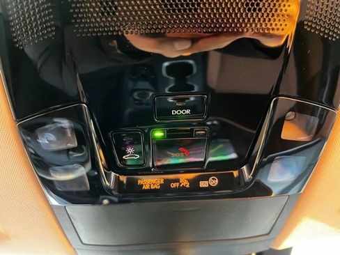 Used 2023 Lexus RZ 450e Premium image 25