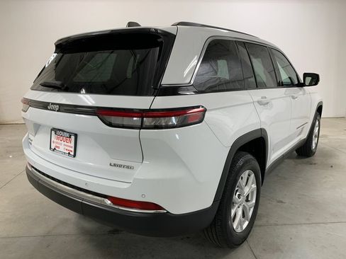 Used 2023 Jeep Grand Cherokee Limited AWD/4WD image 25